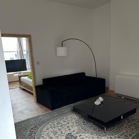 New Flat, Own Bathroom, Sitting Room & Large Bedroom - Walsall Bescot Exteriér fotografie